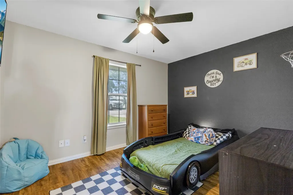 330 Pr 281 Bonham TX 75418