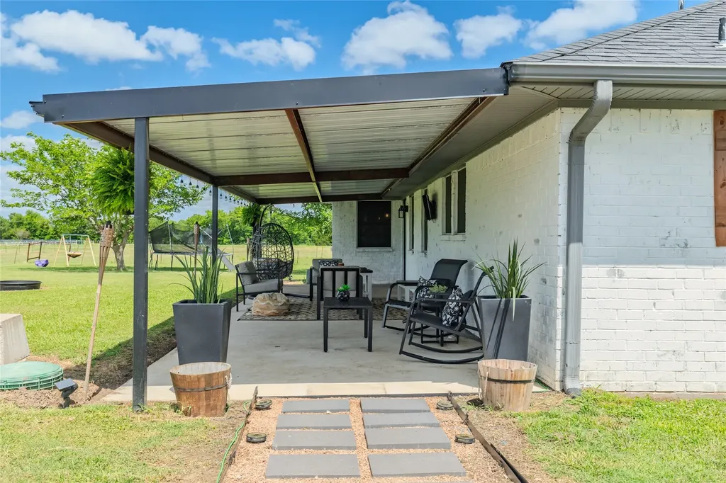 330 Pr 281 Bonham TX 75418