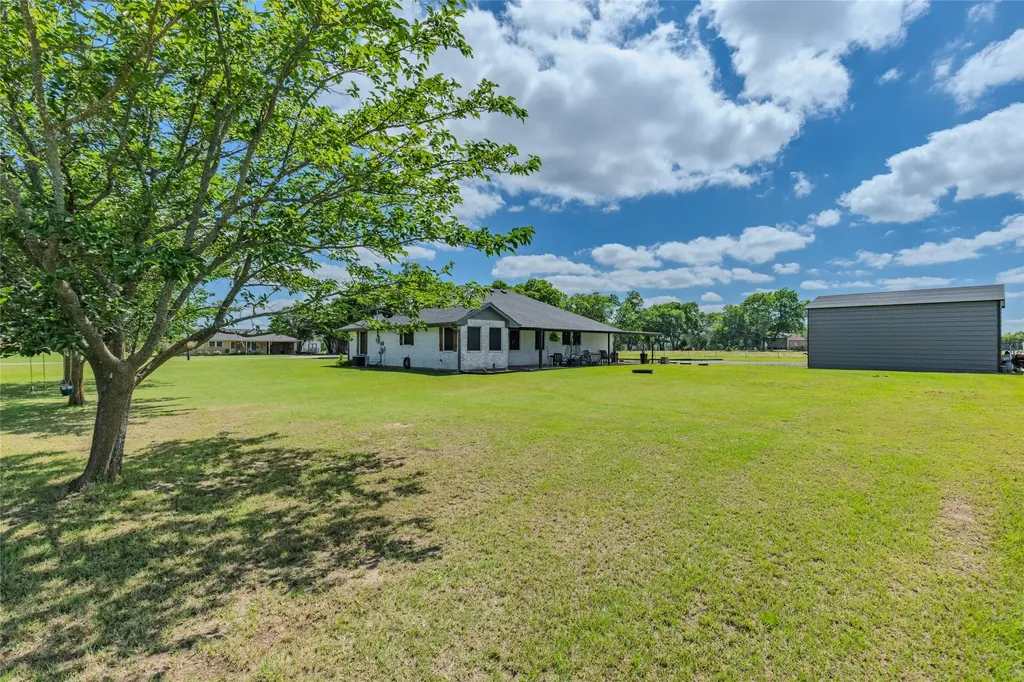 330 Pr 281 Bonham TX 75418