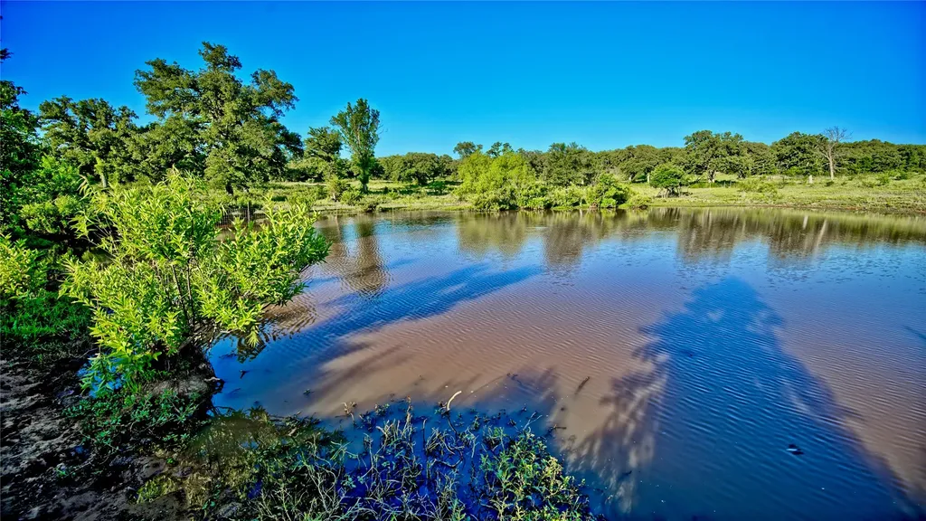 7912 Fm 1956 Nocona TX 76255