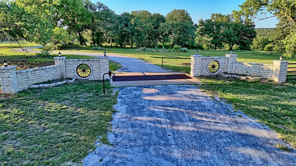7912 Fm 1956 Nocona TX 76255