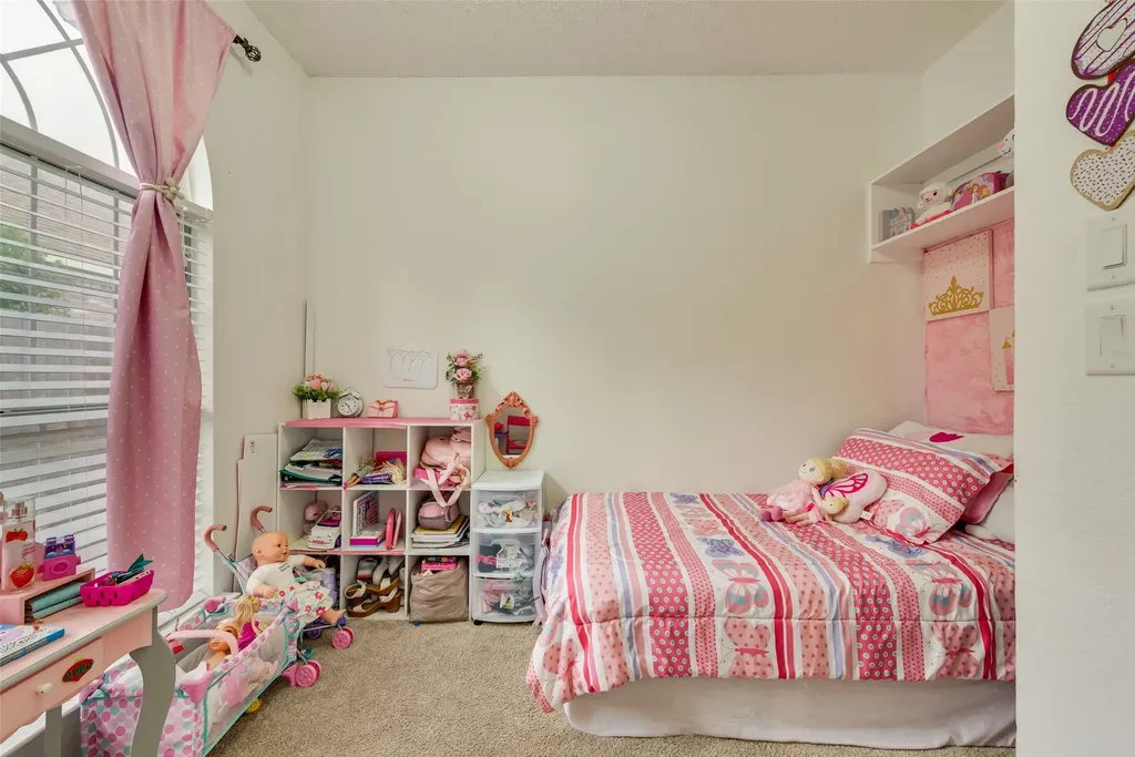 6420 St Alban Court Arlington TX 76001