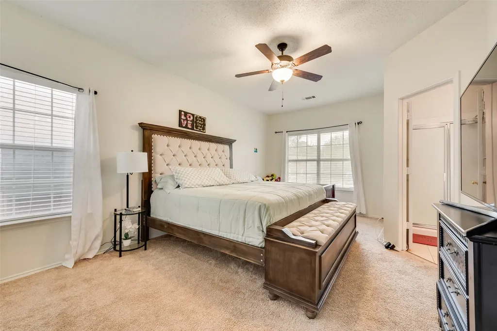 6420 St Alban Court Arlington TX 76001