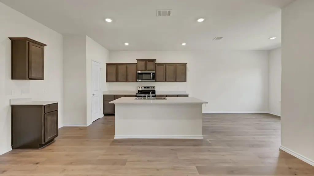 5024 Shumard Drive Lindale TX 75706
