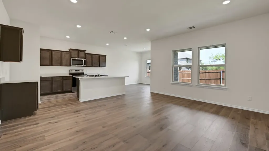 5024 Shumard Drive Lindale TX 75706
