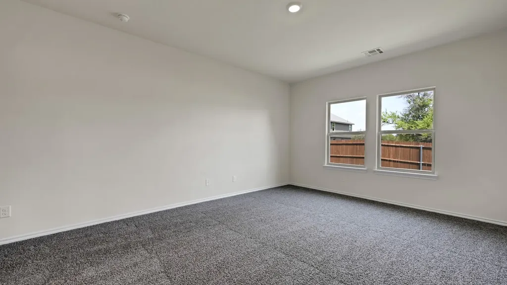 5024 Shumard Drive Lindale TX 75706
