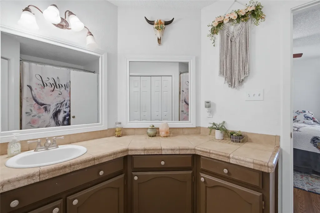 3039 Sunrise Trail Weatherford TX 76088