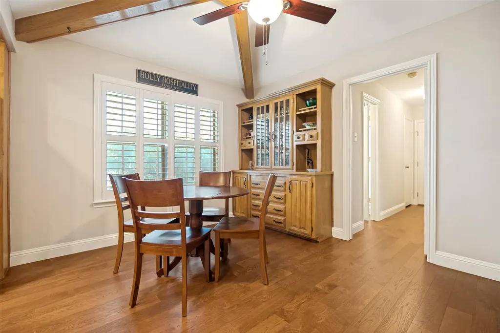 8009 Abramshire Avenue Dallas TX 75231