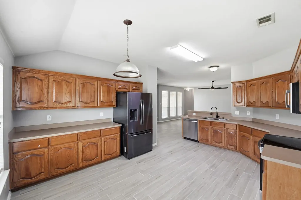 2120 New Holland Drive Rockwall TX 75032