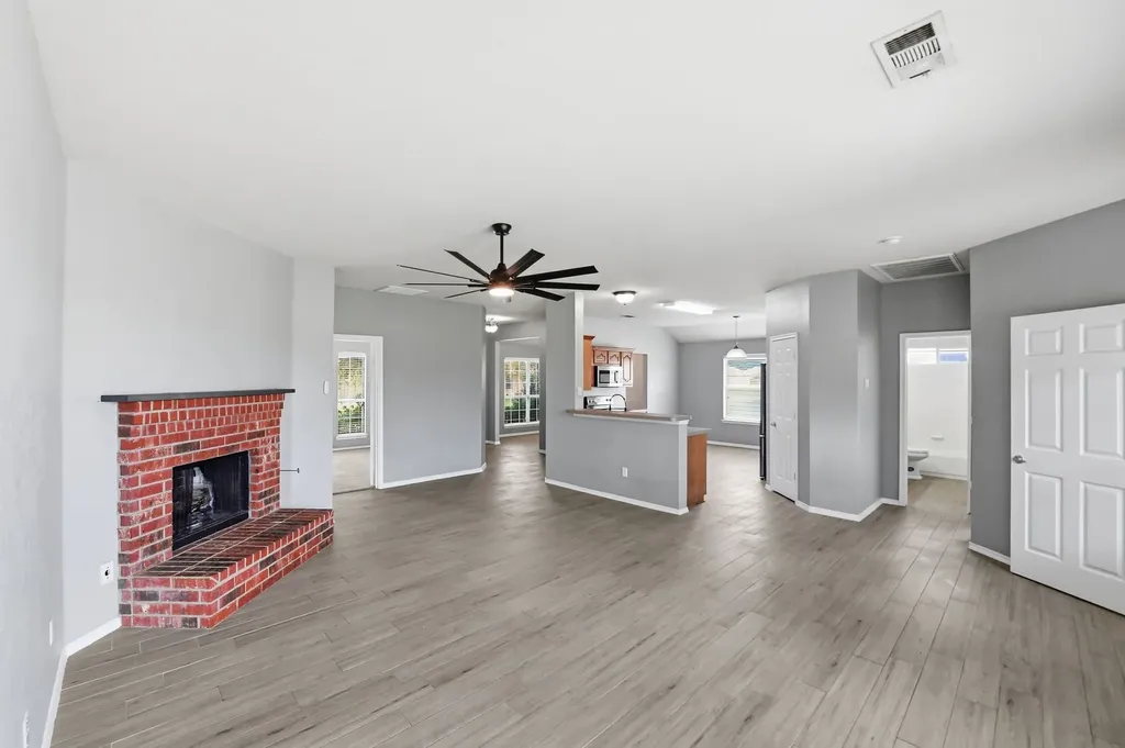 2120 New Holland Drive Rockwall TX 75032