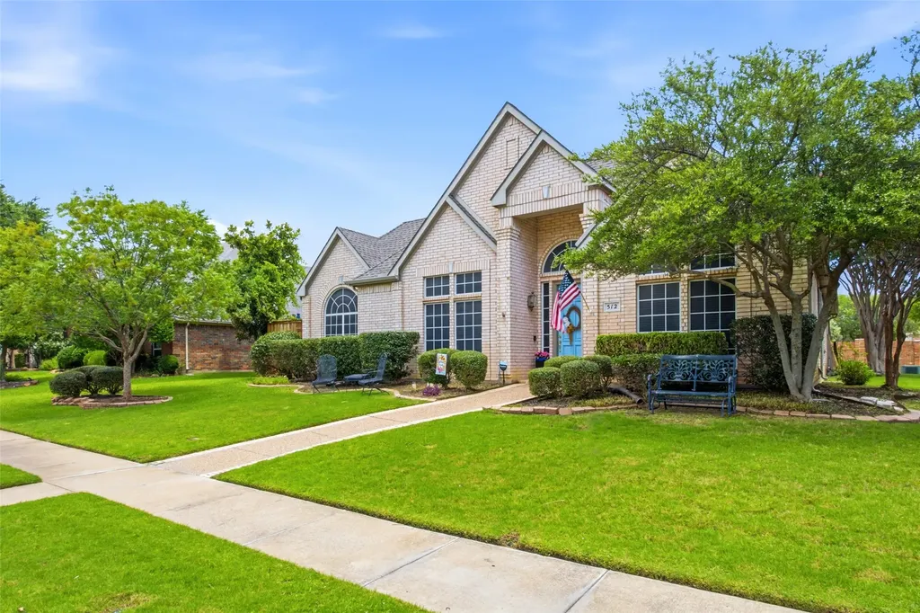 512 Wellington Road Coppell TX 75019