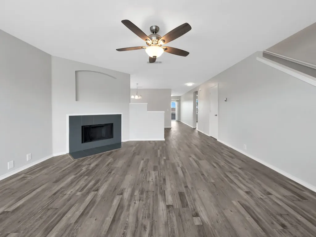 235 Yale Boulevard Glenn Heights TX 75154