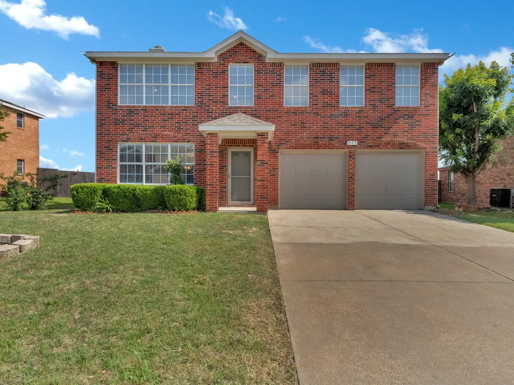 235 Yale Boulevard Glenn Heights TX 75154