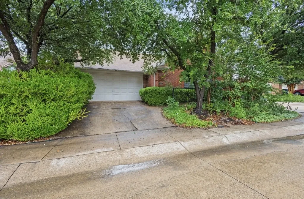 3251 Bellville Drive Dallas TX 75228