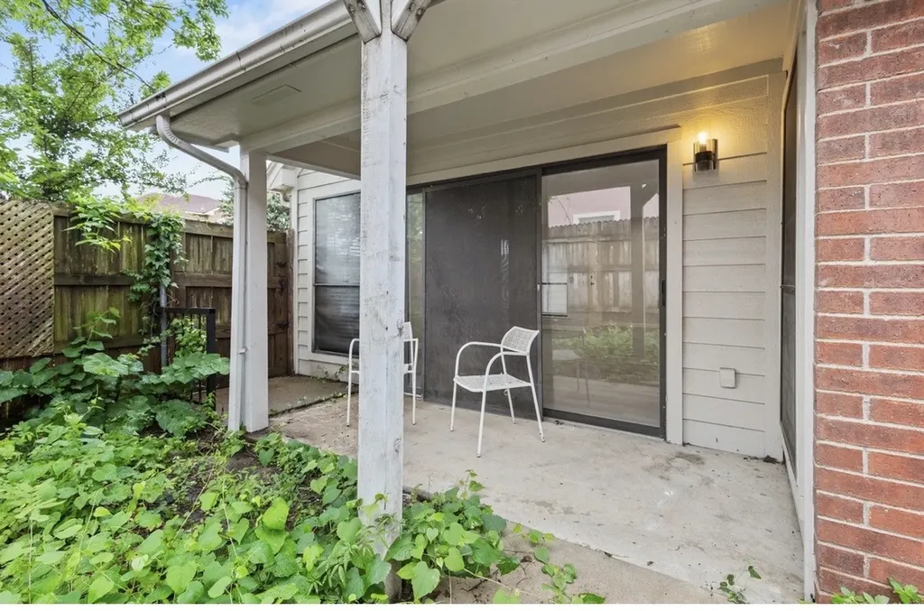 3251 Bellville Drive Dallas TX 75228