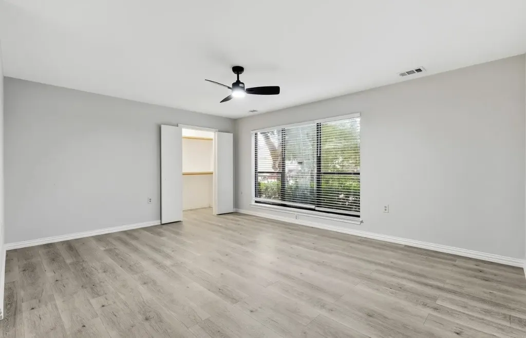 3251 Bellville Drive Dallas TX 75228
