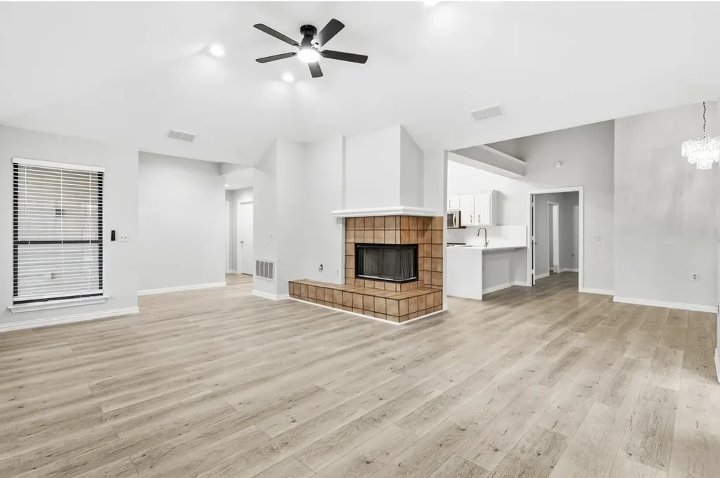 3251 Bellville Drive Dallas TX 75228