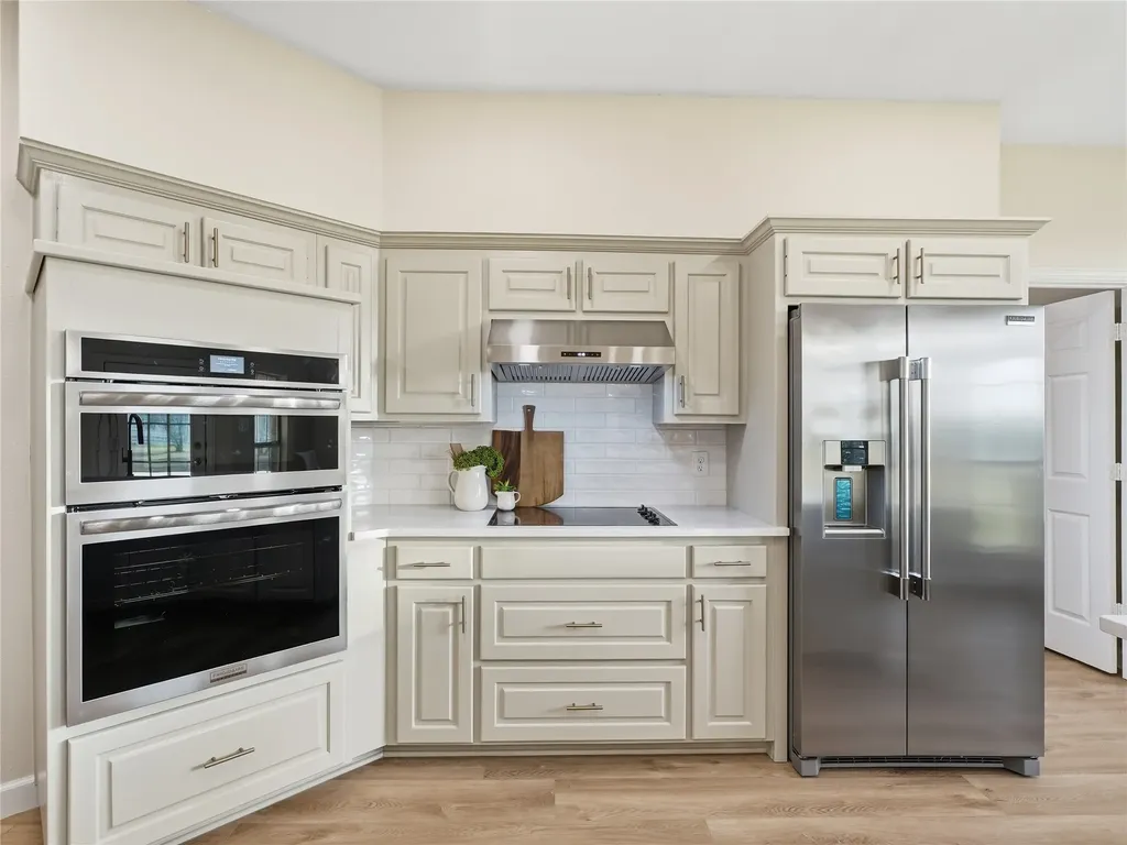 902 W Pioneer Circle Argyle TX 76226