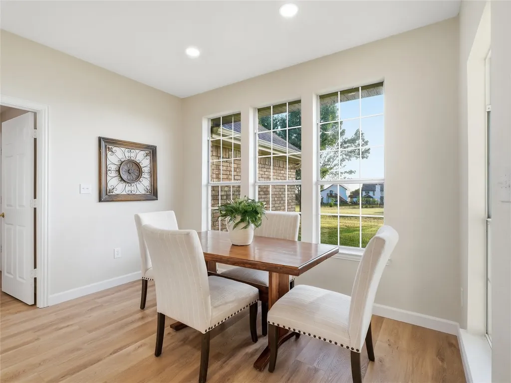 902 W Pioneer Circle Argyle TX 76226