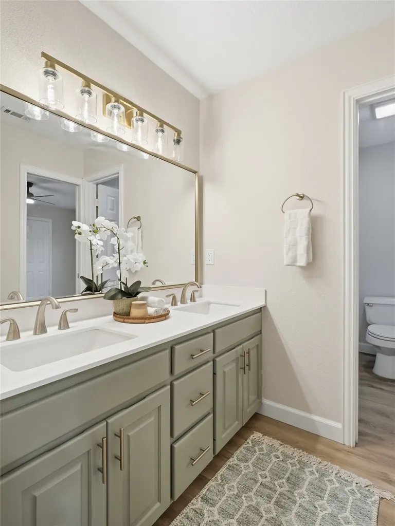 902 W Pioneer Circle Argyle TX 76226