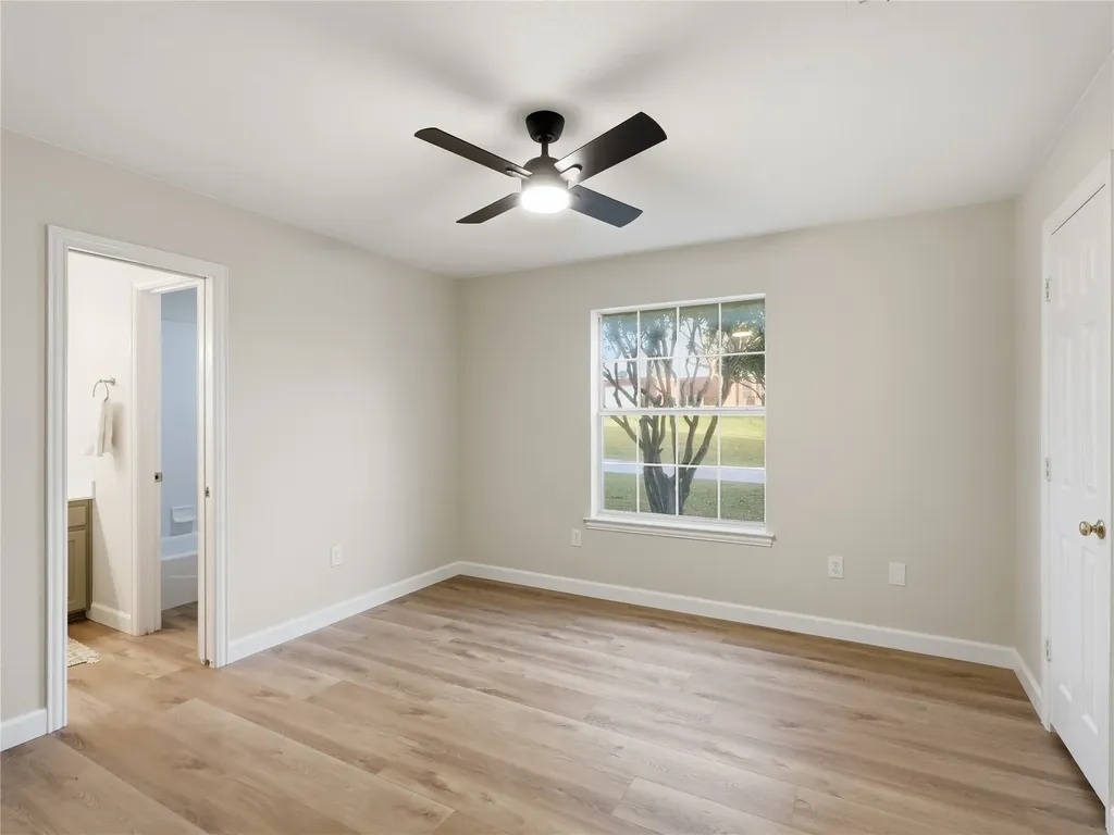 902 W Pioneer Circle Argyle TX 76226