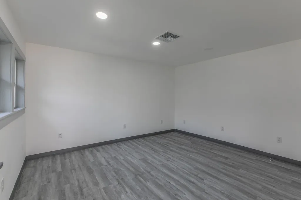 904 13th Street Bridgeport TX 76426