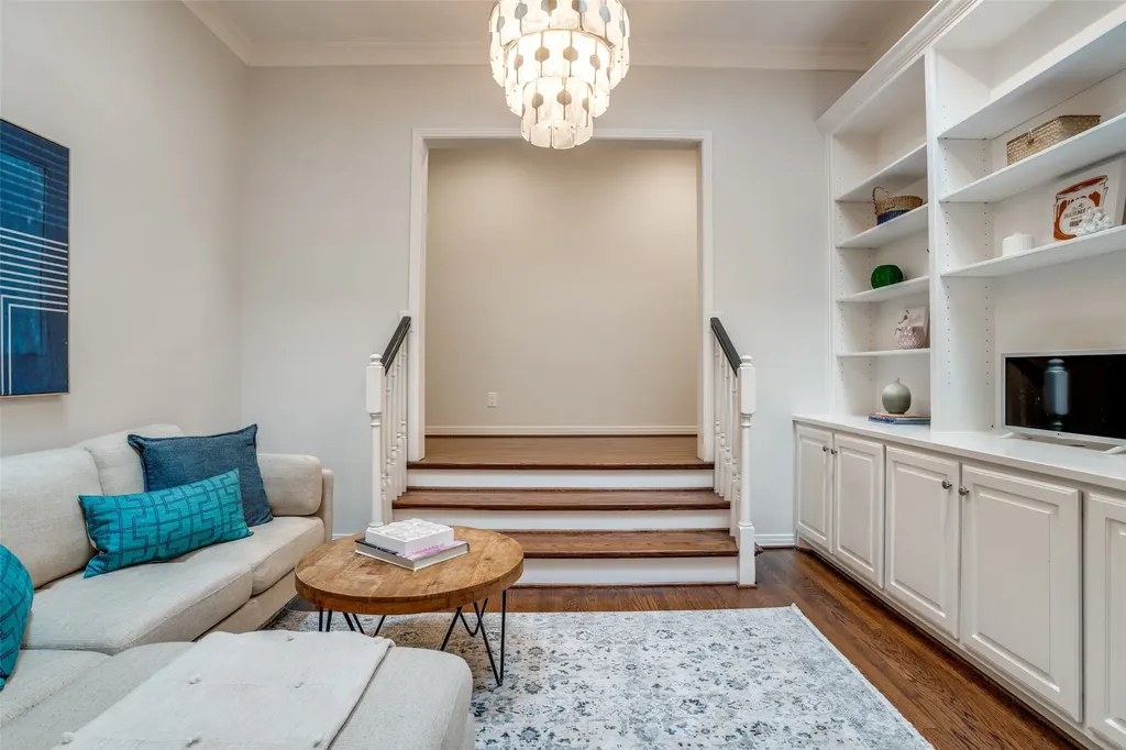 4561 Bordeaux Avenue Highland Park TX 75205