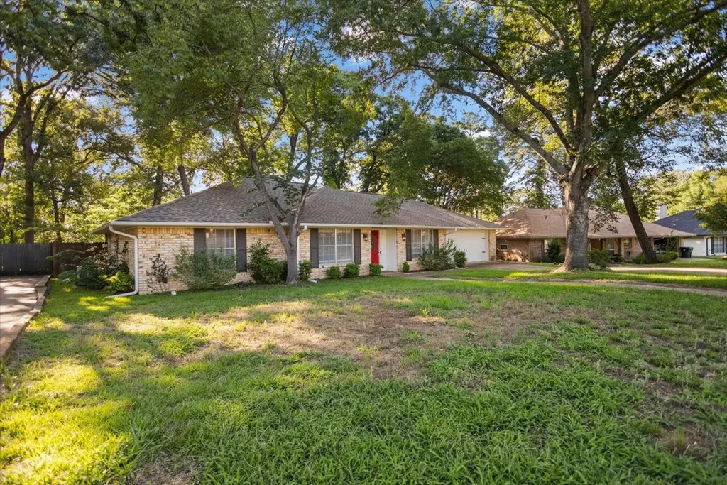 4435 Dundee Drive Tyler TX 75703