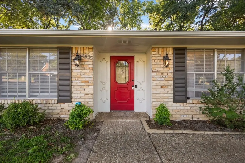 4435 Dundee Drive Tyler TX 75703