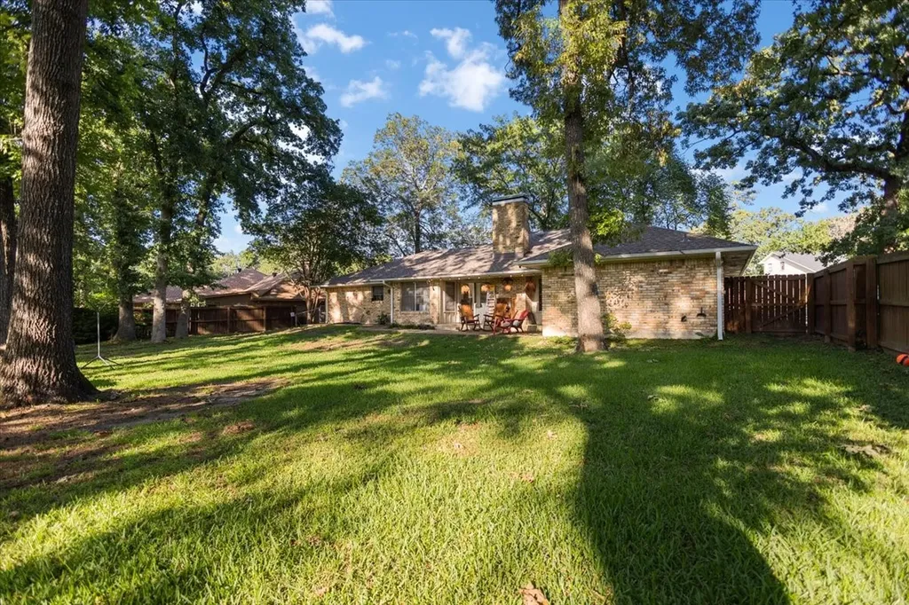 4435 Dundee Drive Tyler TX 75703
