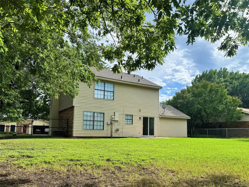 3913 Wrenwood Drive Fort Worth TX 76137