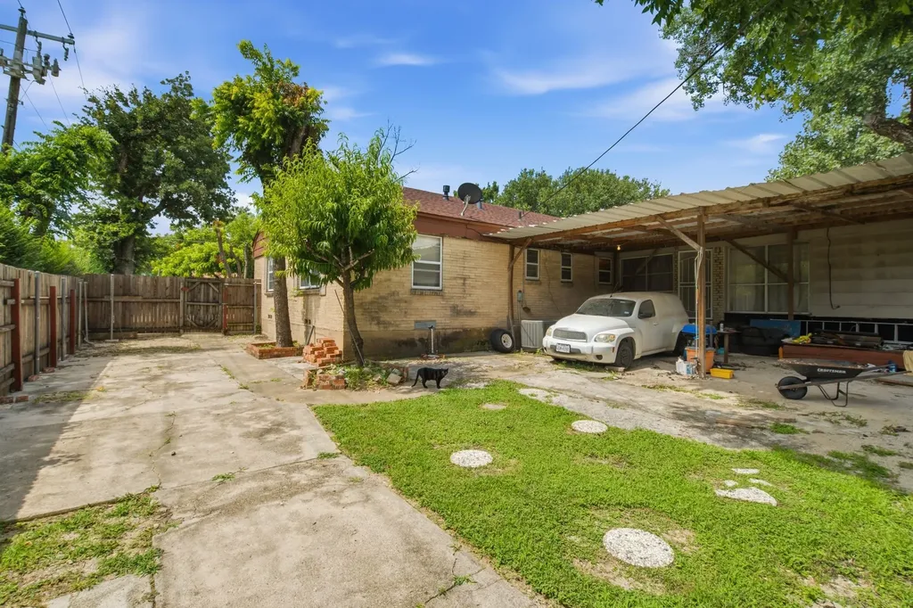 605 W 8th Street Irving TX 75060