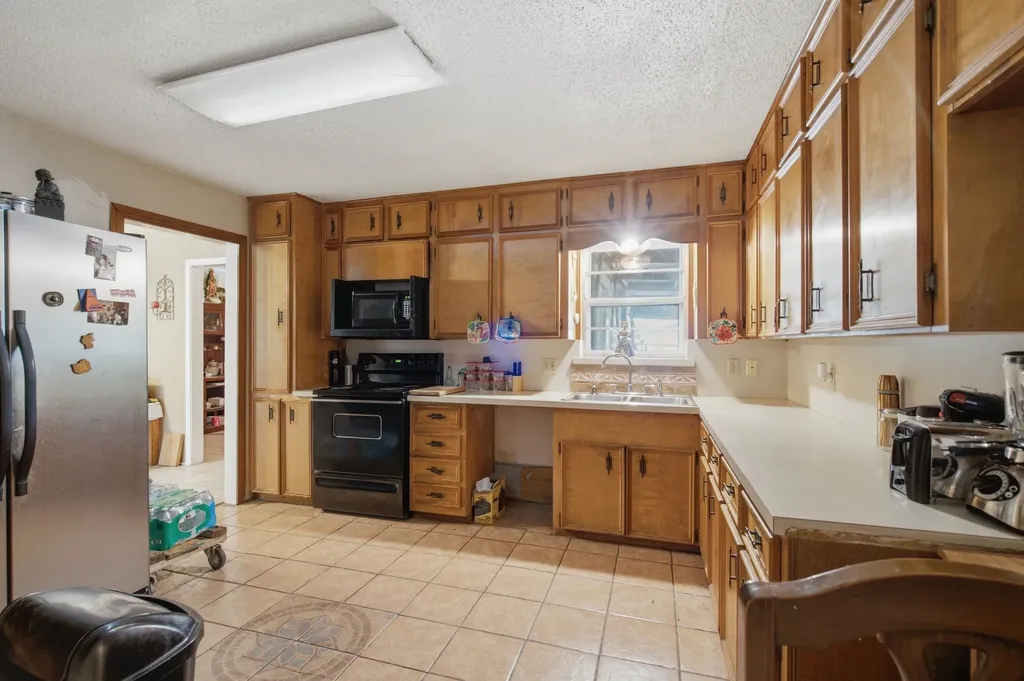 605 W 8th Street Irving TX 75060