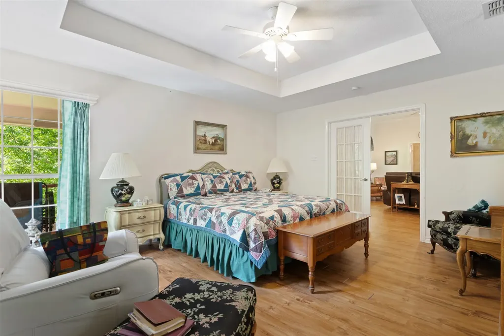 212 E Hideaway Lane Hideaway TX 75771