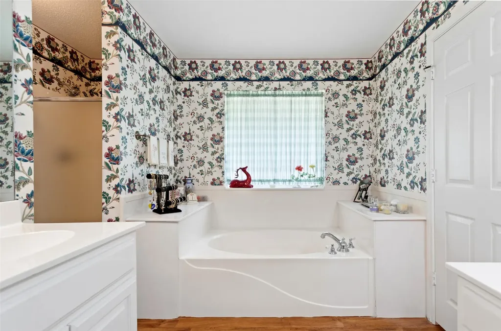 212 E Hideaway Lane Hideaway TX 75771