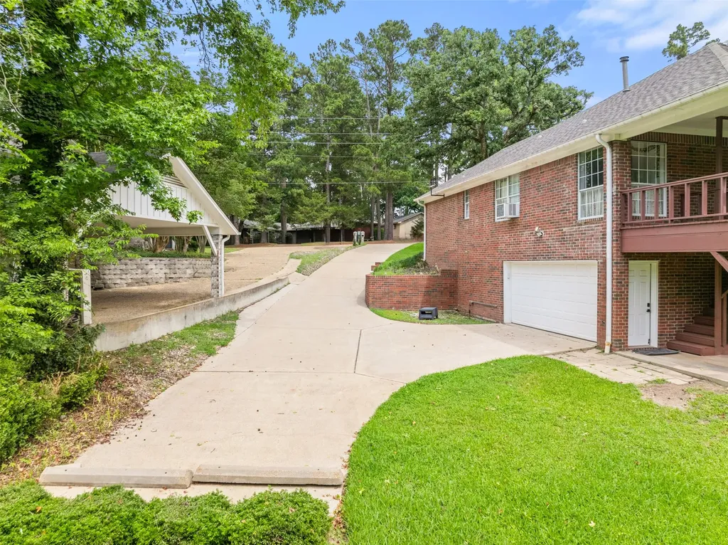 212 E Hideaway Lane Hideaway TX 75771