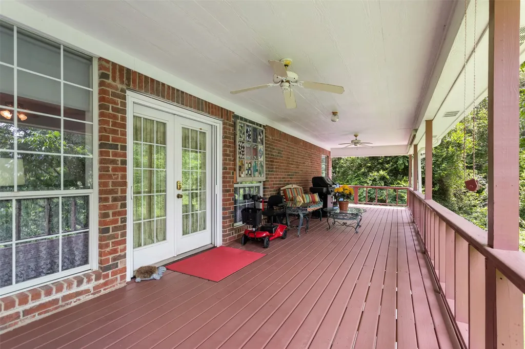 212 E Hideaway Lane Hideaway TX 75771