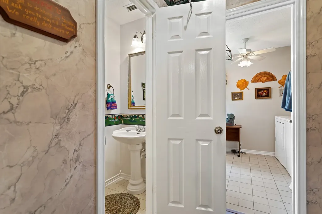 212 E Hideaway Lane Hideaway TX 75771
