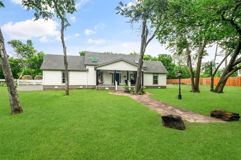 313 Chicken Street Weston TX 75009