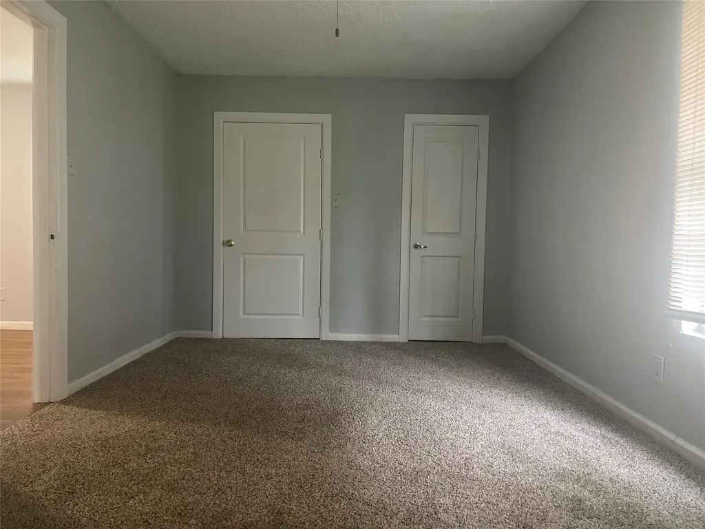 2722 Locust Avenue Dallas TX 75216