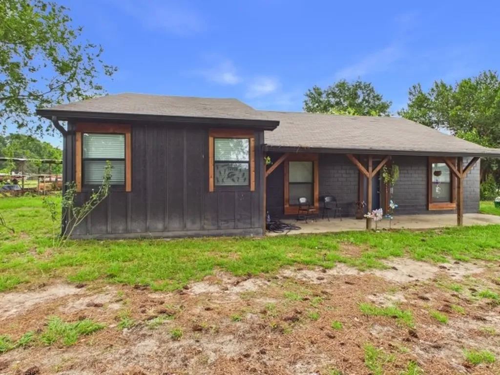 7491 State Highway 19 S Athens TX 75751