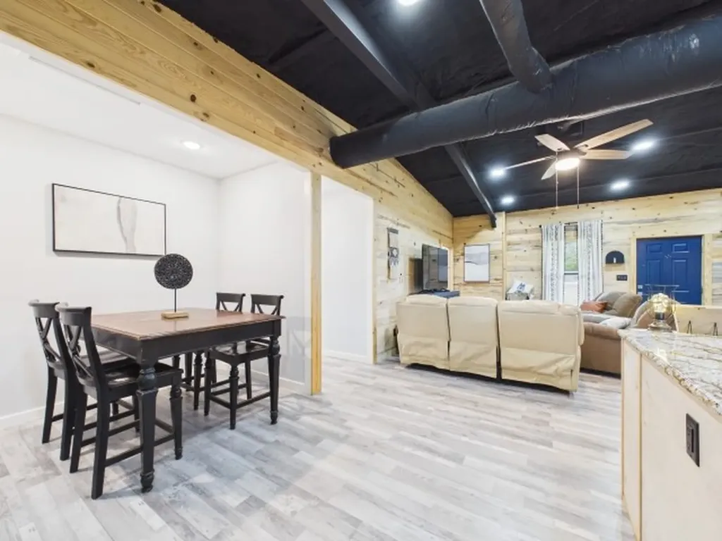 7491 State Highway 19 S Athens TX 75751