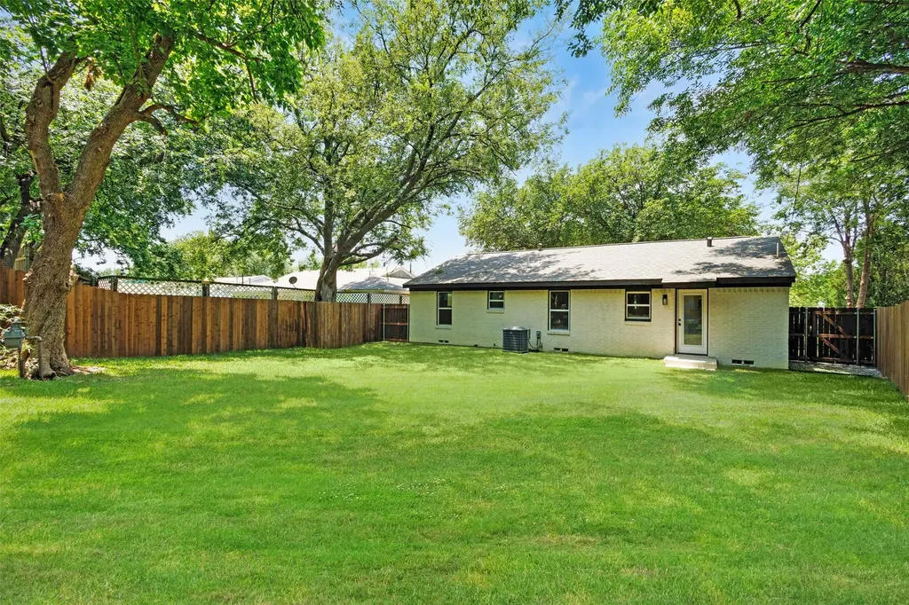 Farmers Branch TX 75234