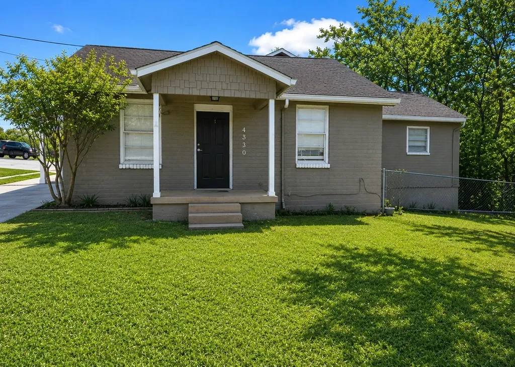 4530 White Oak Lane Fort Worth TX 76114