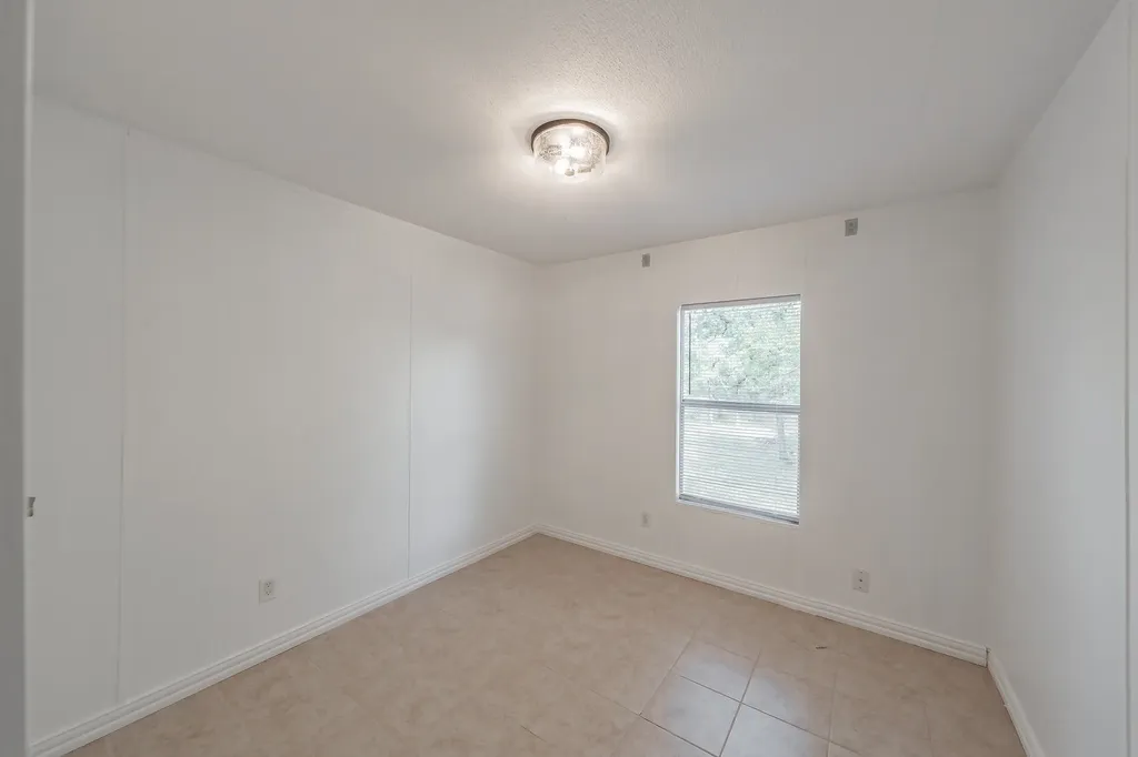 419 Wood River Road Millsap TX 76066