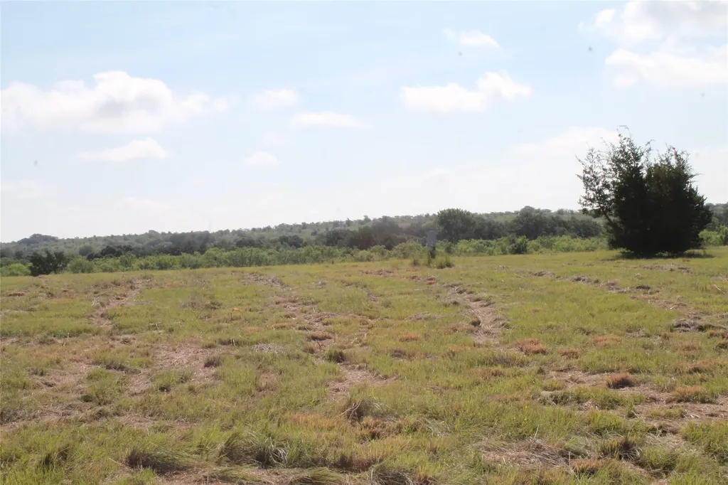 688 Comanche Lake Road Comanche TX 76442
