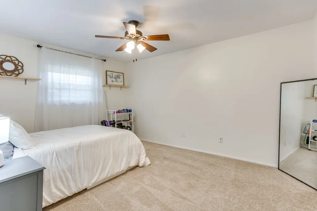 3825 Twilight Drive S Benbrook TX 76116