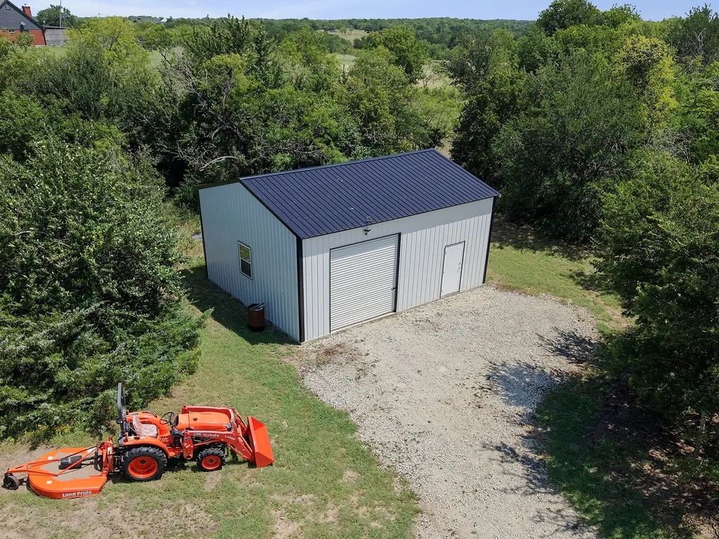 224 Hcr 3350 N Hubbard TX 76648