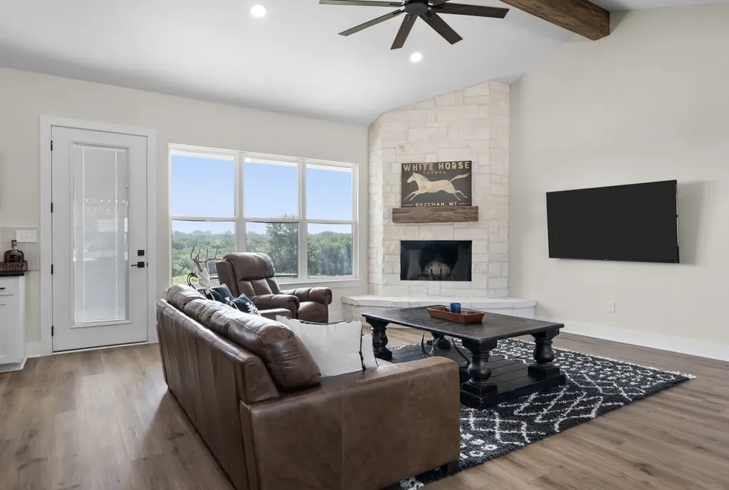 224 Hcr 3350 N Hubbard TX 76648