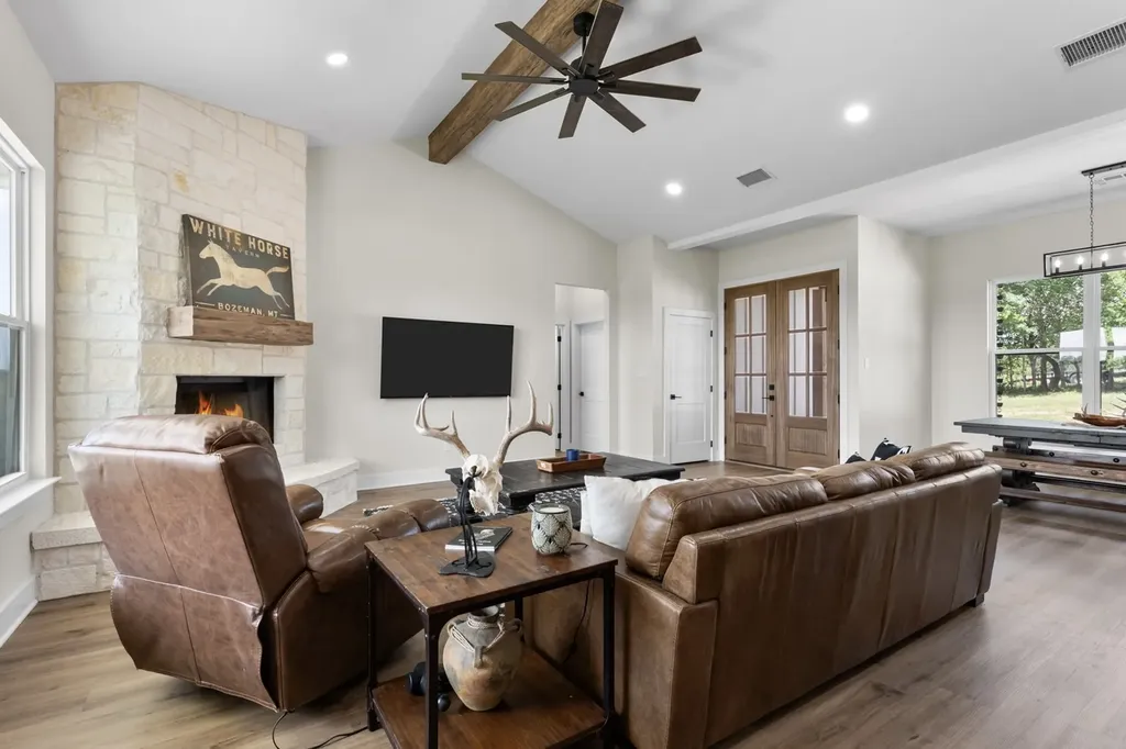 224 Hcr 3350 N Hubbard TX 76648